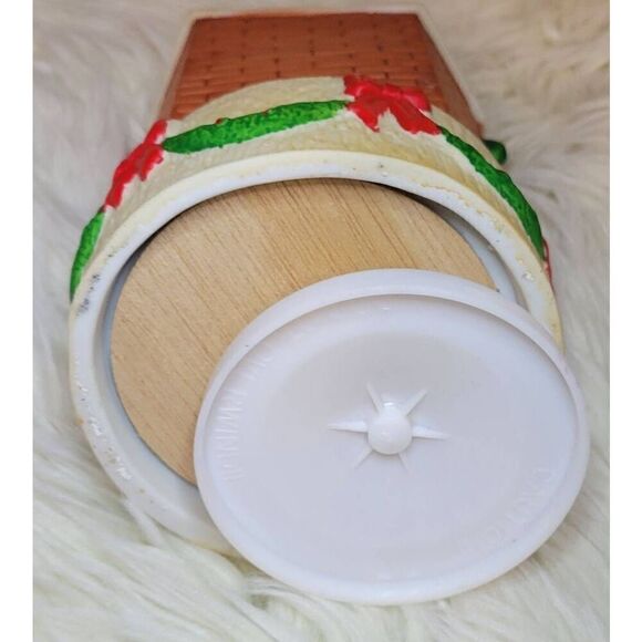 Vintage Santa Claus Ceramic Revolving Music box “Santa Claus Is Coming..” - Picture 5 of 8